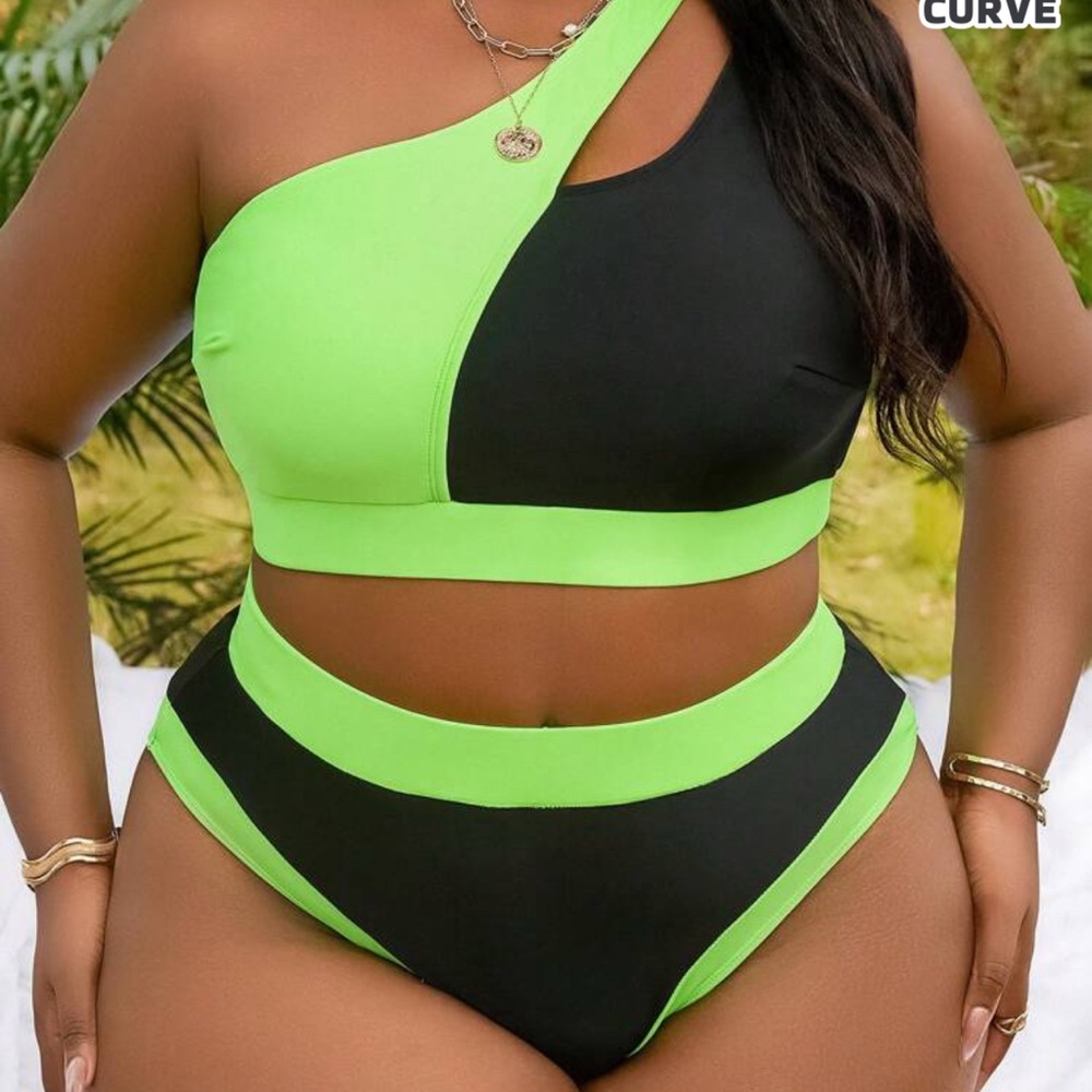 SHEIN Green and Black Asymmetrical Bikini